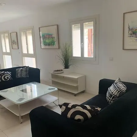 Spacious Loft / Literally At The Foot Of Alhambra Granada
